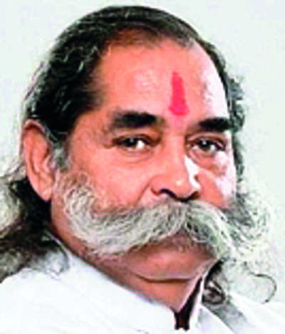 Ex-Godhra MLA Haresh Bhatt dies