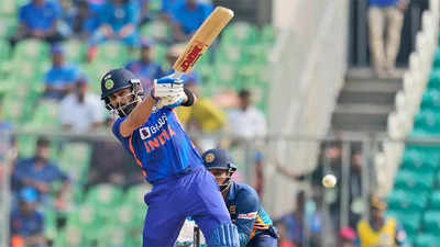 'King is back': Cricketers hail Virat Kohli masterclass