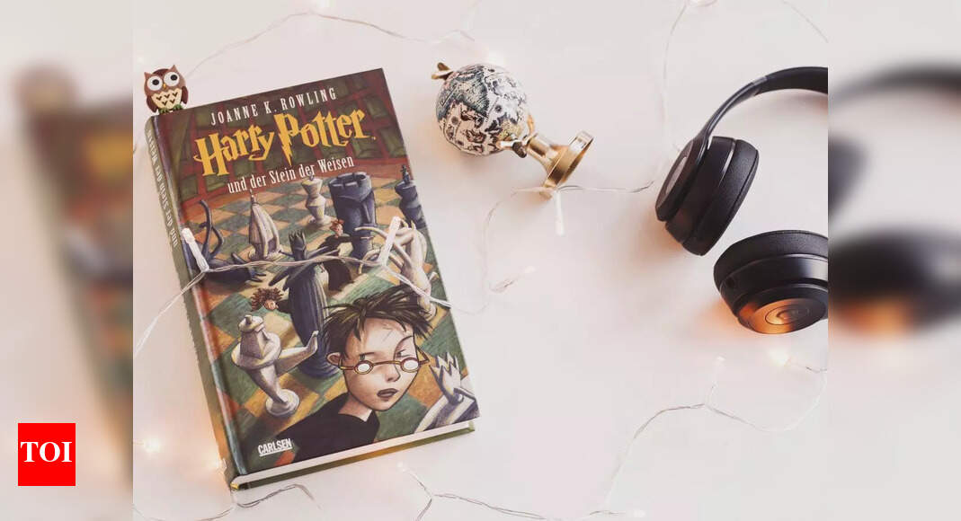 Canadian trans bookbinder throws off JK Rowling’s name from Harry