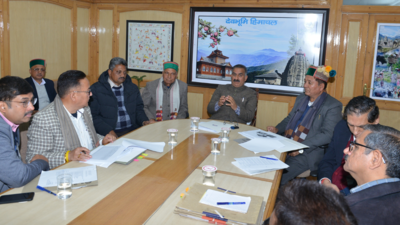 Himachal Pradesh CM directs officers to develop advance warning system to mitigate disasters