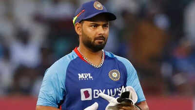 'My surgery was a success, ready for the challenges ahead', tweets Rishabh Pant