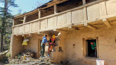 After hotels, damaged homes in Joshimath colony to come down