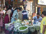 Bengaluru’s Gandhi Bazaar came alive as Sankranti shoppers stepped out