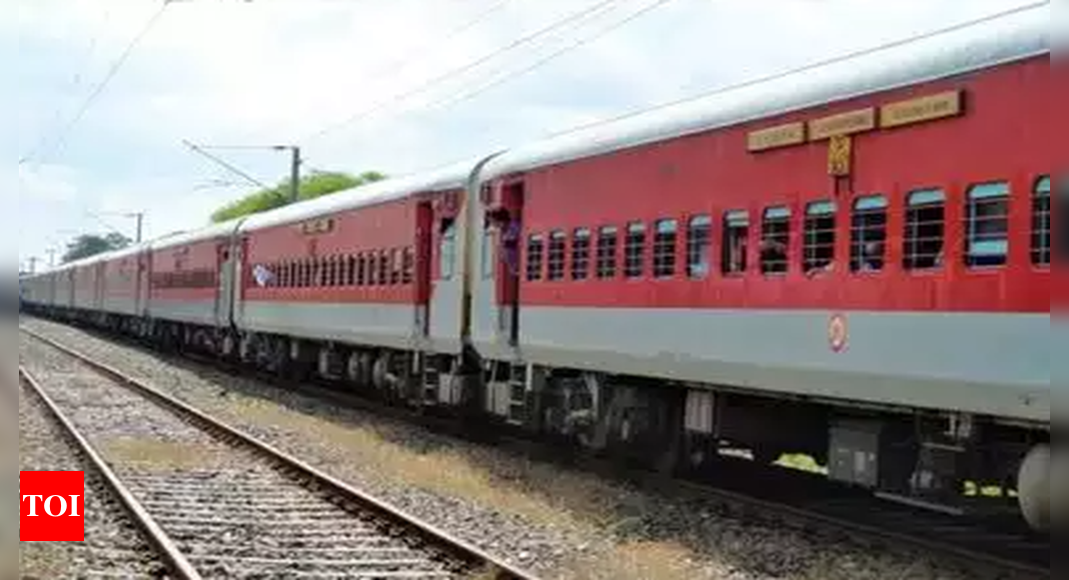 MPs seek extension of Coimbatore-Dindigul special train by a month