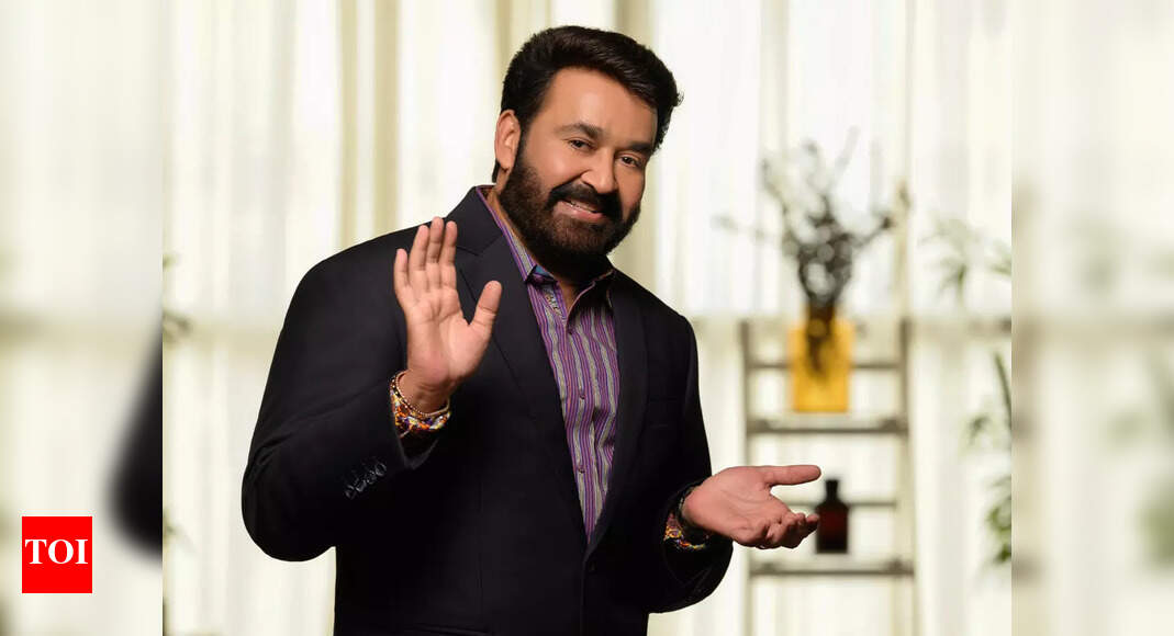 Watch Mohanlal picks up litter from the street Malayalam Movie News Times of India