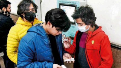In 5th year, Noida's Aqua Line to give free cards for 10 days