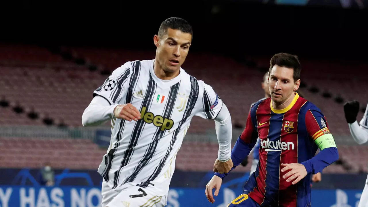 Cristiano Ronaldo vs Lionel Messi: Bidder pays $2.6 million for 'Beyond  Imagination' ticket to watch superstars