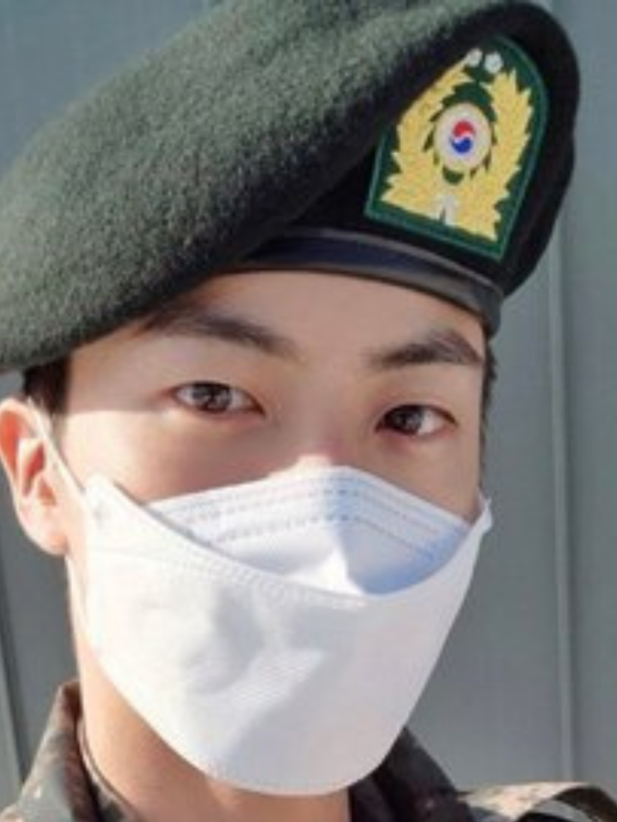 BTS star Jin's completion ceremony in military, see visuals | Zoom TV