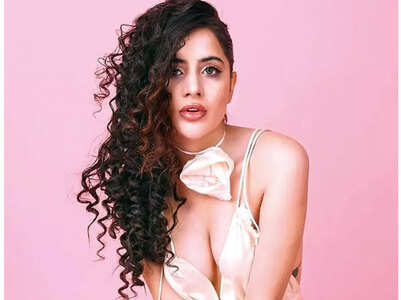 Uorfi: Yes, I’m doing it for attention