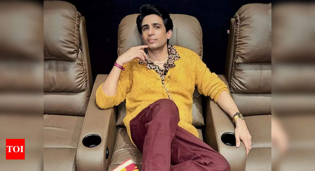 Gulshan Devaiah calls out nepotism in south film industry: Hindi film industry is far more democratic – Times of India