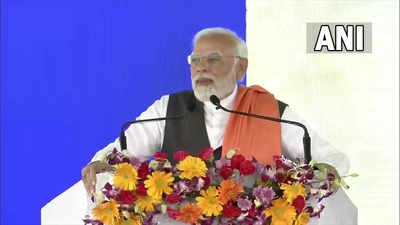 PM Modi lays foundation stone, inaugurates development projects in Karnataka