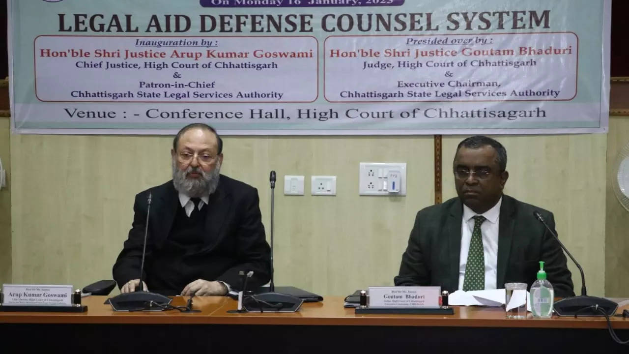 Chhattisgarh HC chief justice inaugurates legal aid defense