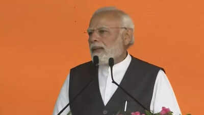 PM Modi launches projects worth Rs 38,000 cr, inaugurates two Metro rail lines during Mumbai visit: Key points