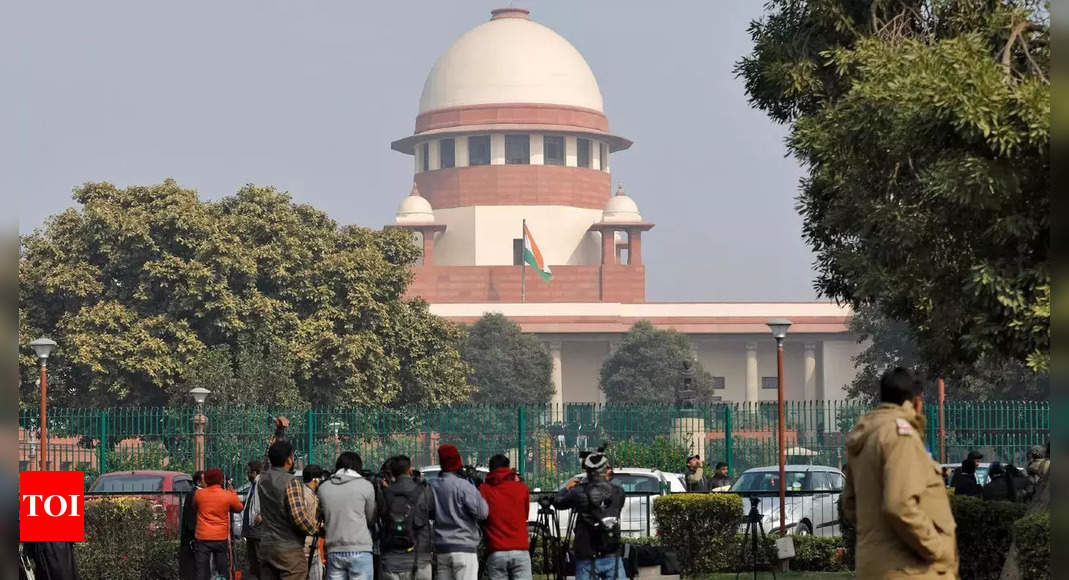 Airing views critical of govt policies, initiatives no bar for judgeship: SC