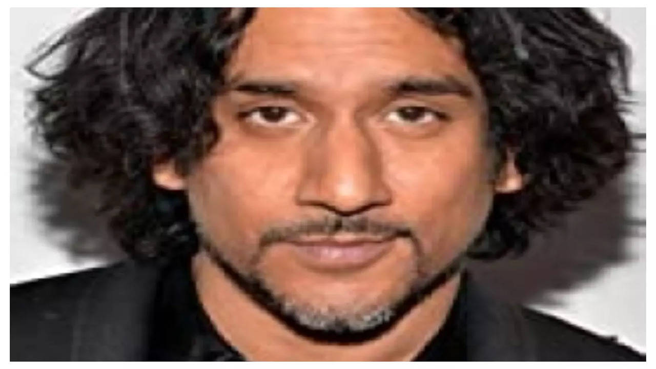 Naveen Andrews to star in web series on Indian immigrant family in