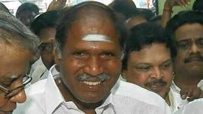 Puducherry: CM Rangasamy submits memorandum to Rijiju seeking statehood ...