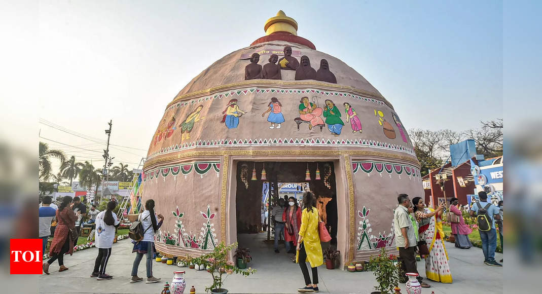 With 900 stalls, this year's Kolkata book fair to be biggest ever