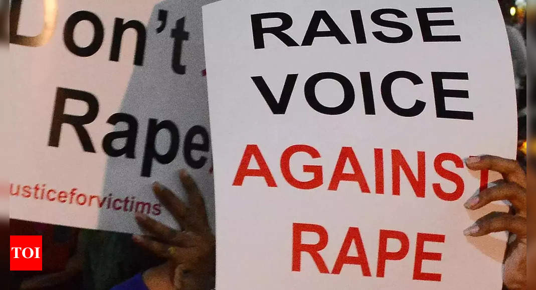 ठाणे में किशोरी पड़ोसी से बलात्कार के आरोप में दर्जी गिरफ्तार |  ठाणे समाचार – टाइम्स ऑफ इंडिया