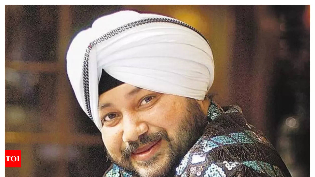 Daler Mehndi reacts to tweet claiming his songs helped Prince Harry when he  felt alone and separated from family | Hindi Movie News - Times of India