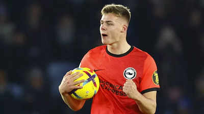 Teen Evan Ferguson scores late for Brighton in 2-2 draw with Leicester