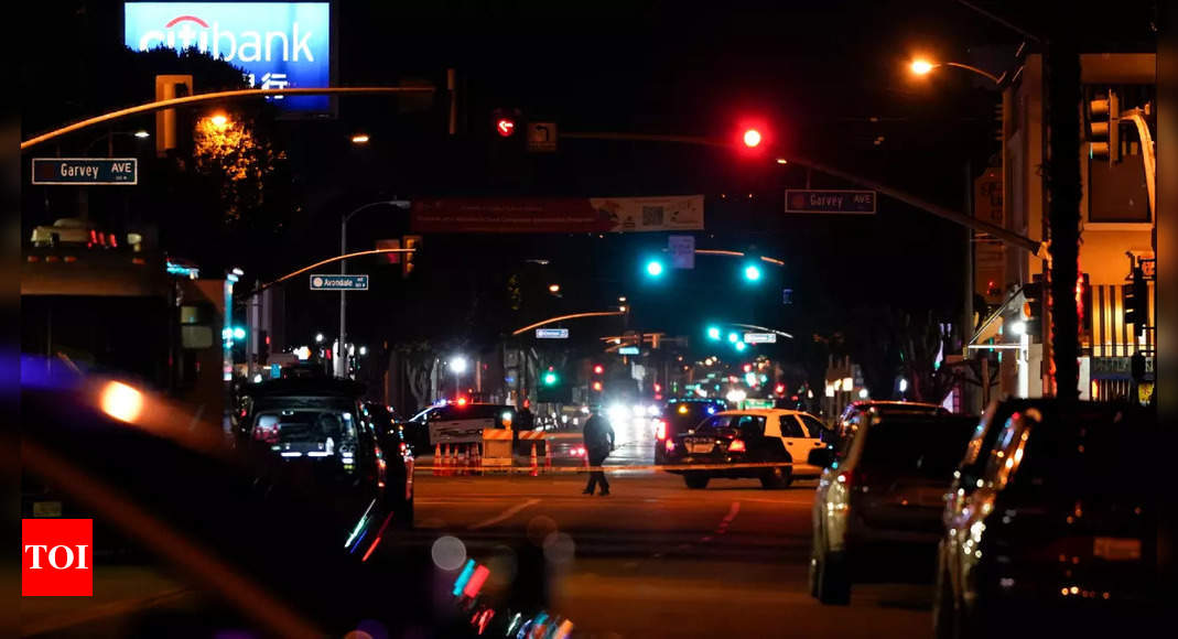 Los Angeles: 10 People Killed In Shooting In Los Angeles Area; Gunman ...