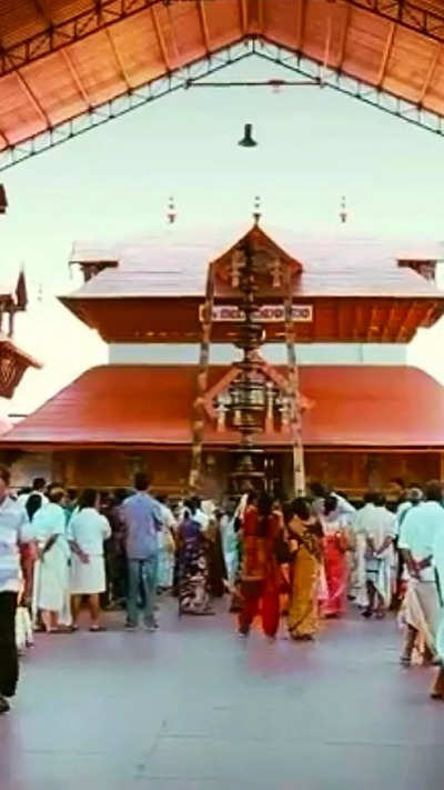 Guruvayur temple has over 260 kg of gold, nearly 20,000 gold lockets: RTI to query