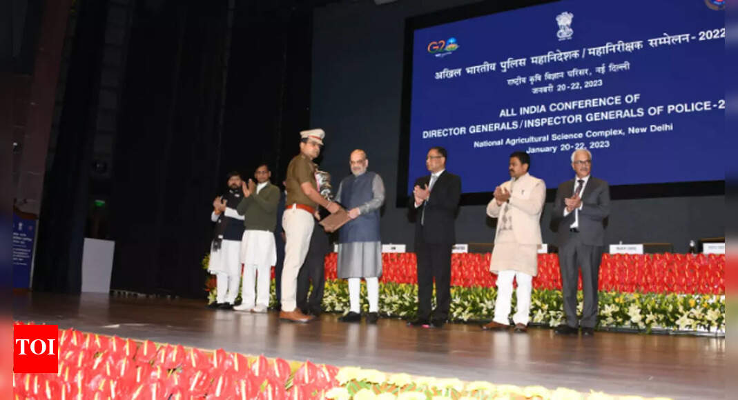 Amit Shah awards Aska police station as number 1 in the country | India News – Times of India