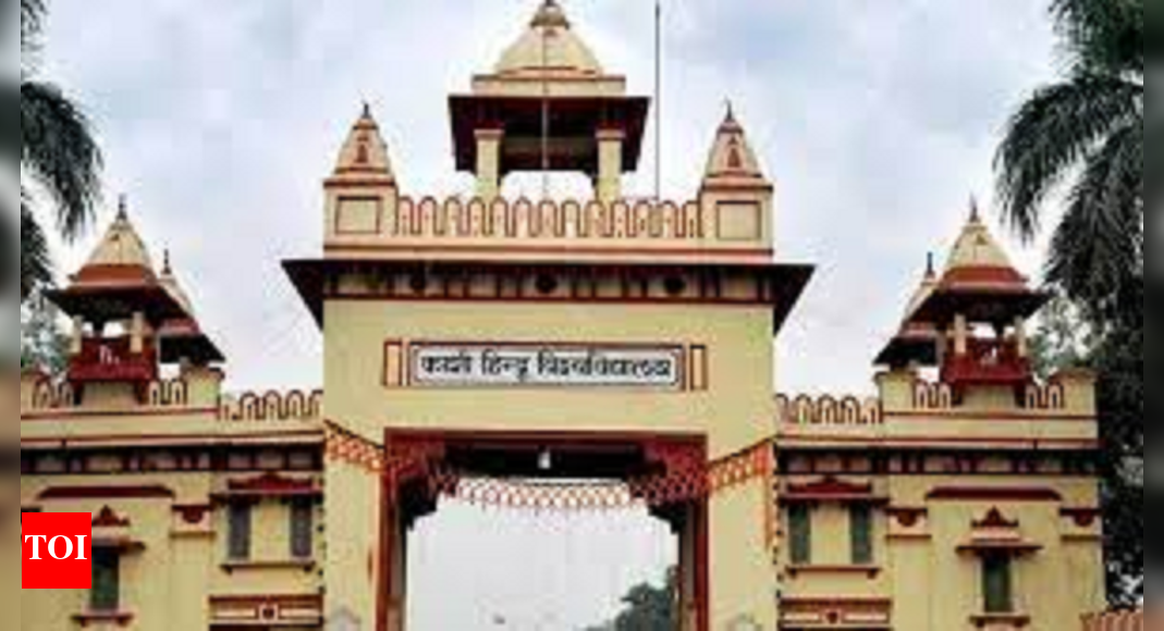 3 Munnabhais Found On Duty On Behalf Of MBBS Interns In Banaras Hindu 3 Munnabhais Found On Duty On Behalf Of MBBS Interns In Banaras Hindu