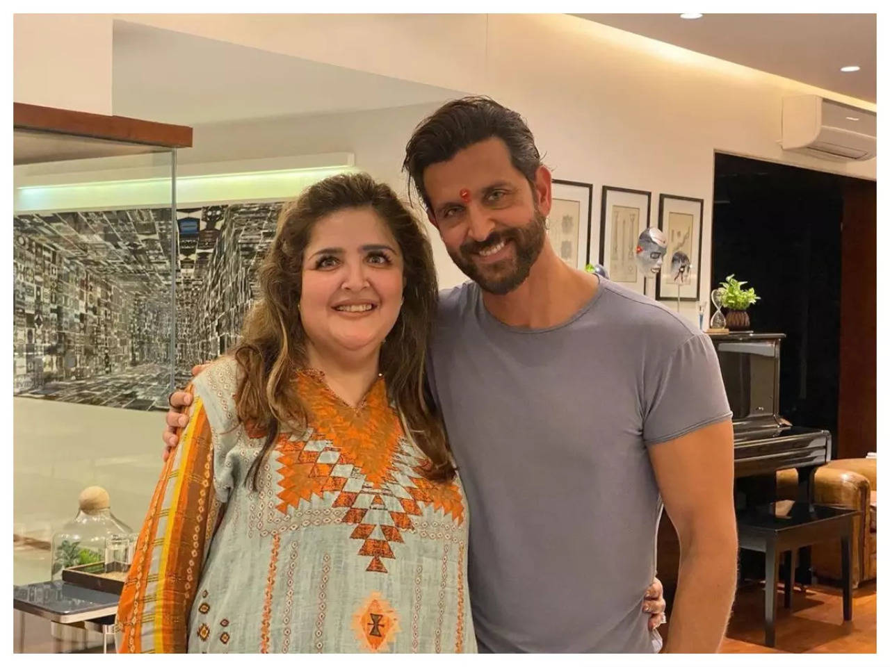 Hrithik Roshan pens a sweet birthday note for sister Sunaina Roshan: 'Thank  you for being exactly who you are and the way you are' - See photos | Hindi  Movie News -