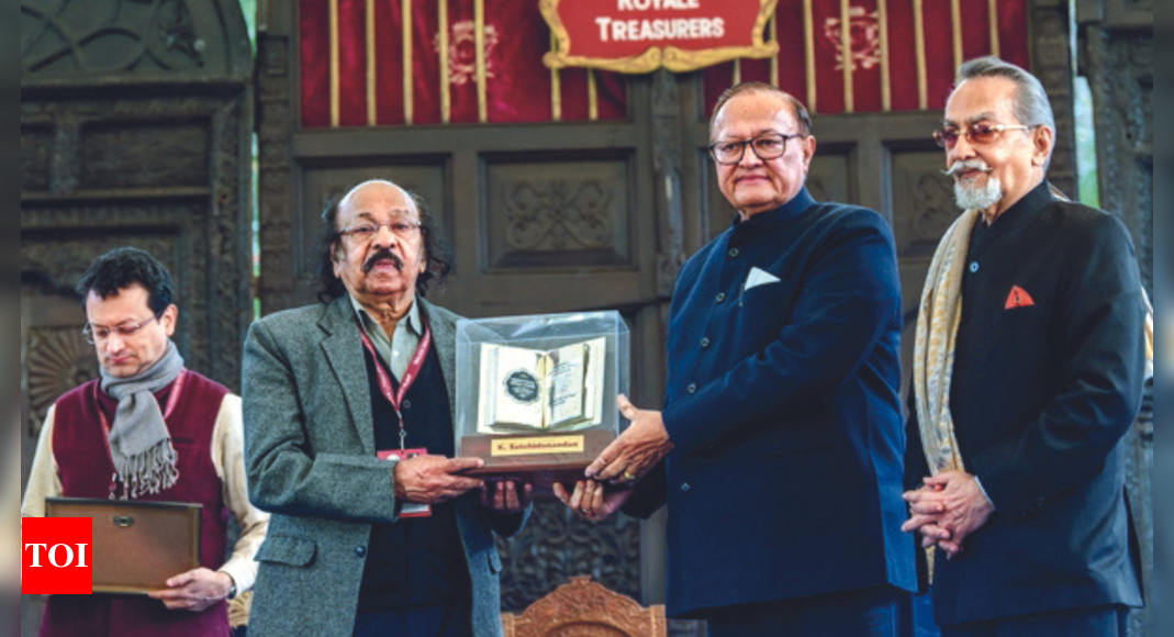 Kanhaiyalal Satchidanandan Gets Eighth Kanhaiyalal Poetry Award Jaipur News Times Of India 1745