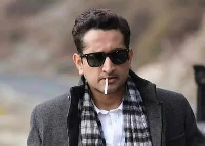 Have you seen Parambrata’s charming modern-day Feluda look from Gangtok?
