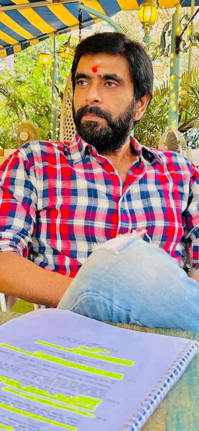 Dharavi Bank Actor Rohit Pathak feels over the moon about both of his films 'Waltair Veerayya' with Chiranjeevi and 'Veera Simha Reddy' with Balakrishna doing well