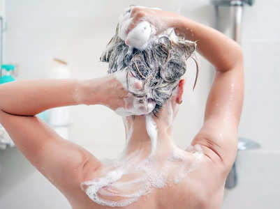 Hair washing mistakes one should avoid