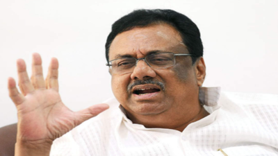 Erode East byelection: Elangovan calls on CM Stalin, seeks support |  Chennai News - Times of India