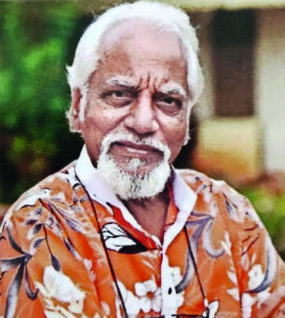 Award for Ajit Kerkar, Vidya Pai