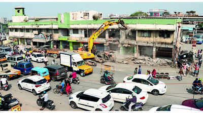 Commercial complex at Ukkadam terminal razed