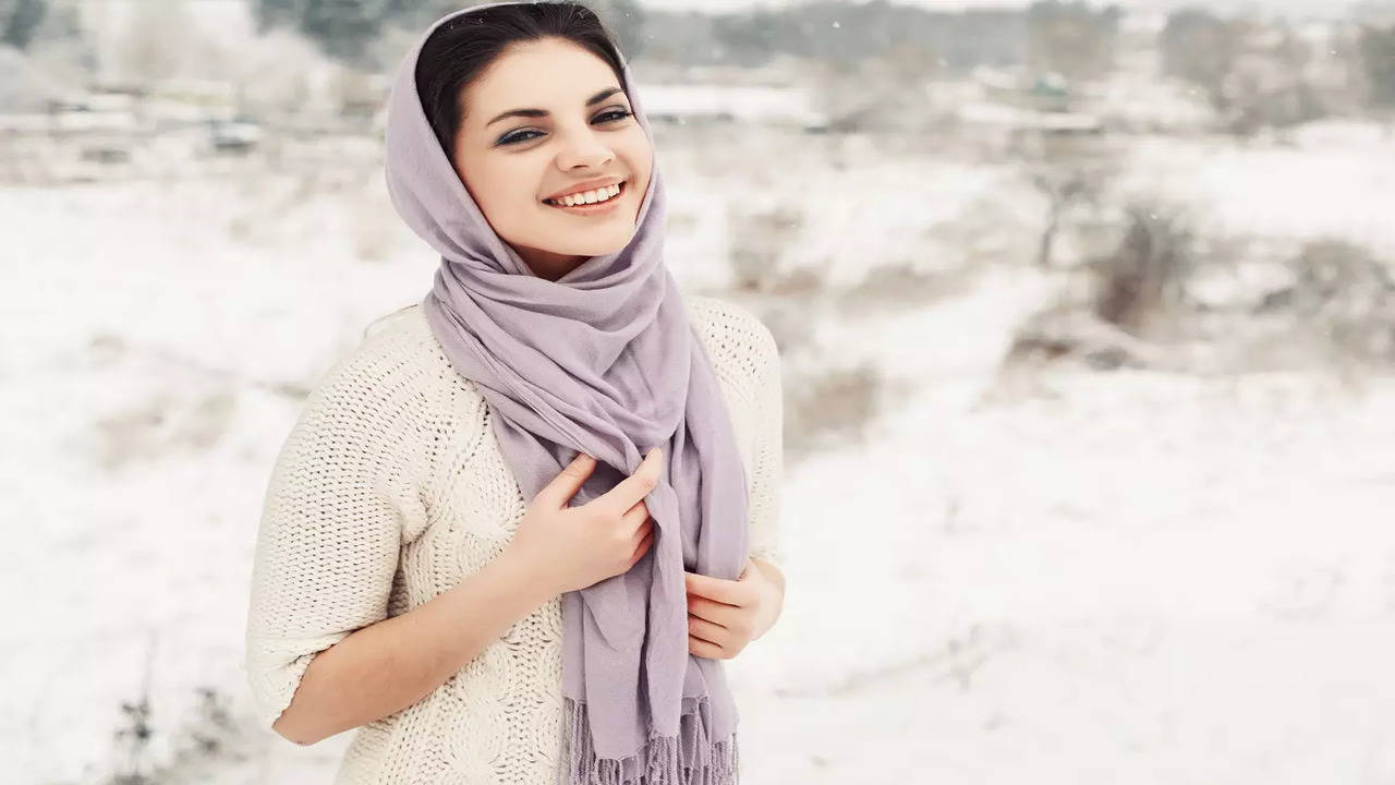 Winter Woman Scarves - Buy Winter Woman Scarves online in India