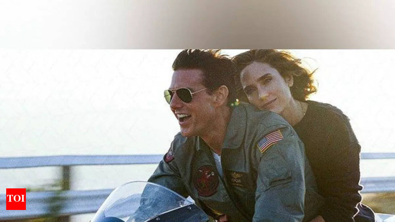 jennifer connelly sunglasses top gun 2