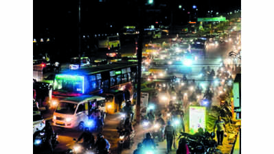 As SWD works begin, traffic chokes Velachery Main Road