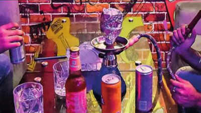Some hookah bars in Kolkata reopen, others wait for weekend