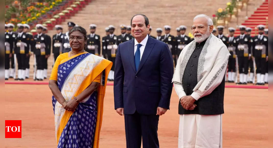 President Murmu, PM Modi welcome Egyptian president at Rashtrapati Bhavan | India News – Times of India
