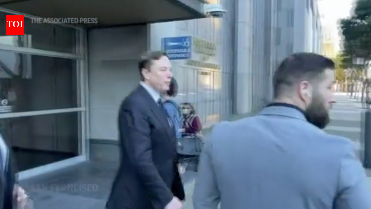 musk: Elon Musk defiantly defends himself in Tesla tweet trial ...