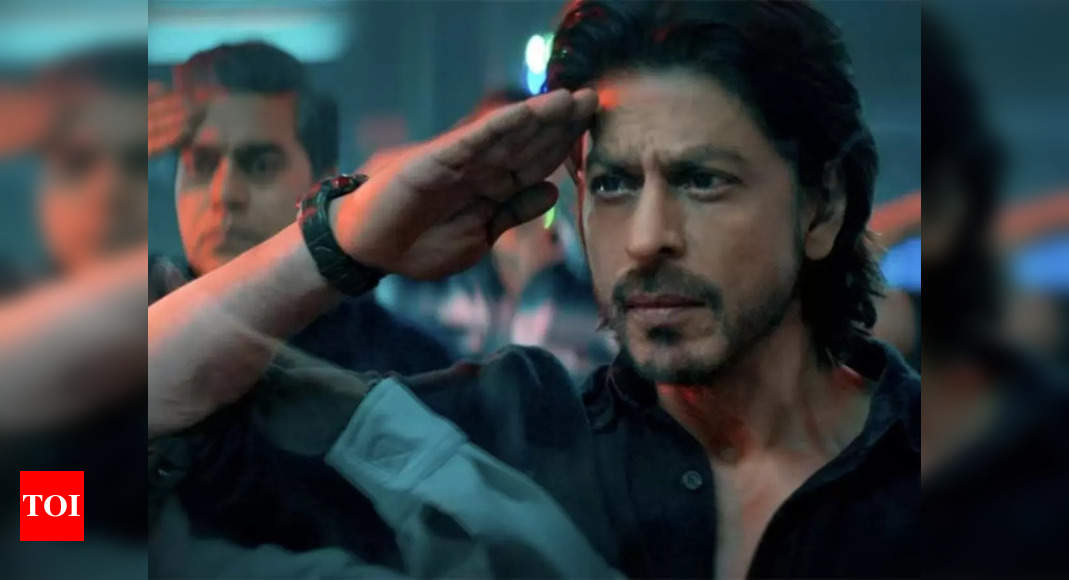 ‘Pathaan’ box office prediction day 2: Shah Rukh Khan starrer to get a MASSIVE Republic Day boost, may earn up to Rs 65 crore – Exclusive | Hindi Movie News