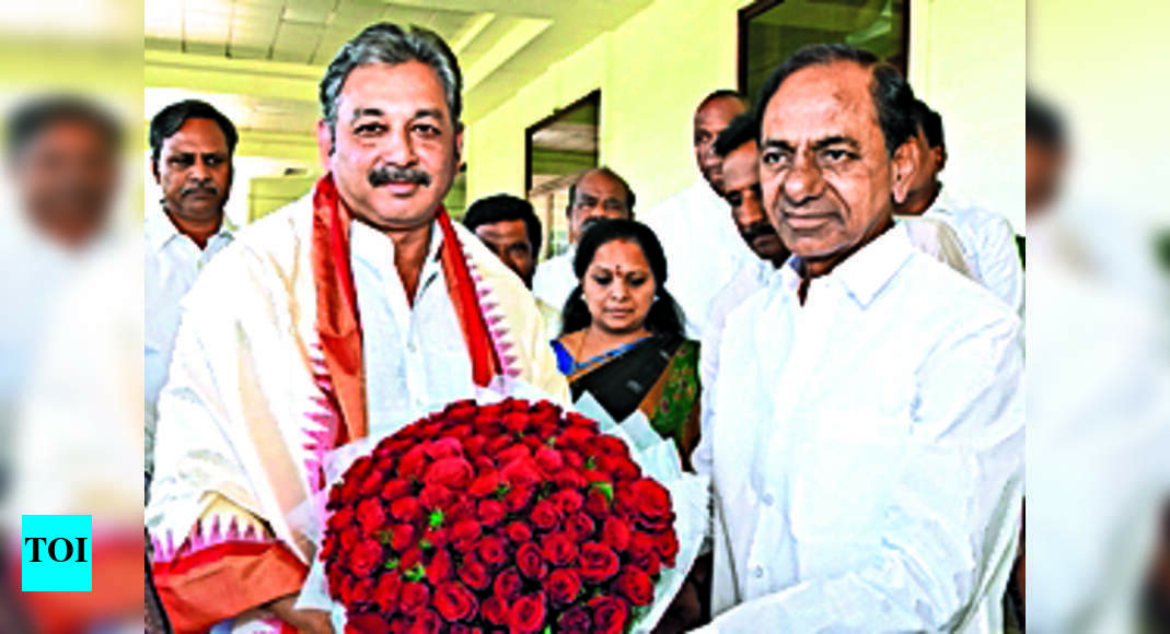 Raje: Chhatrapati Shivaji Descendant Sambhaji Raje Meets Cm Kcr ...