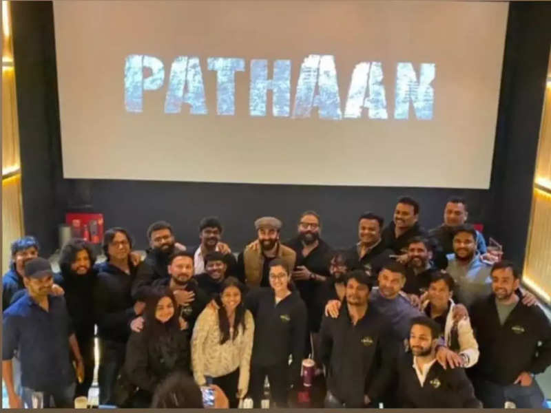 Rashmika Mandanna watches Shah Rukh Khan's Pathaan with Ranbir Kapoor and Animal team, calls it 'an absolute treat'