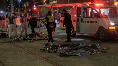 7 dead in shooting outside east Jerusalem synagogue - The Times of India