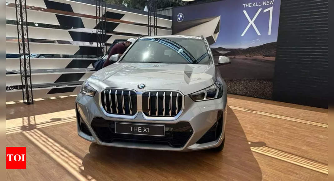  2023 BMW X1 lanzado en India a Rs 45.95 lakh - Times of India