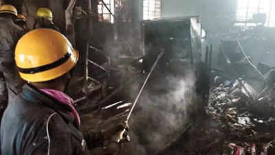 Massive hospital fire kills doctor couple, 3 others in Dhanbad