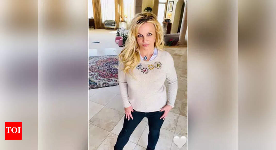 Britney Spears asks fans to respect her privacy after police called to