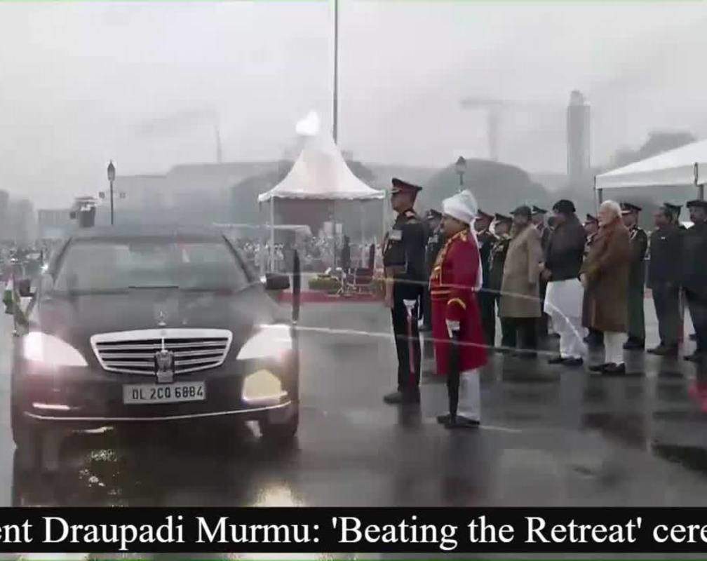 
President Murmu at 'Beating the Retreat' ceremony at Vijay Chowk
